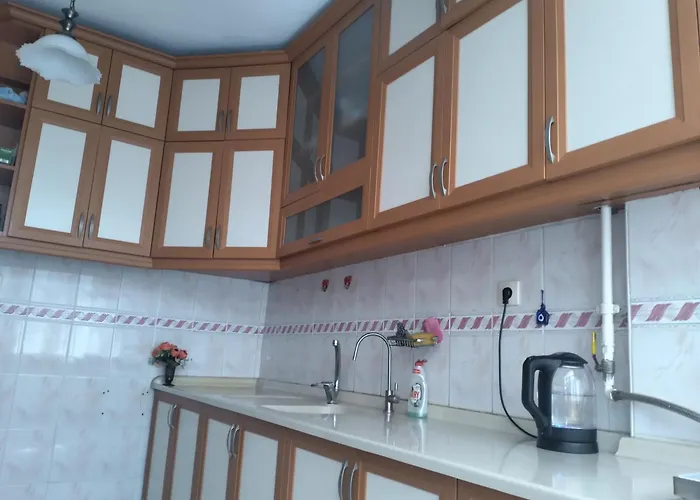 Feeling At Home In Istanbul Center 5 Minutes Walk To The Atakoey Metro Station & Metrobus