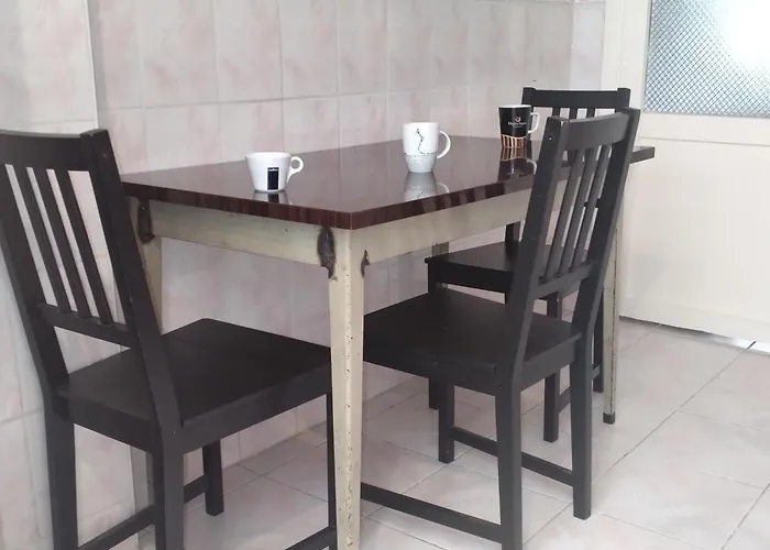 Feeling At Home In Istanbul Center 5 Minutes Walk To The Atakoey Metro Station & Metrobus