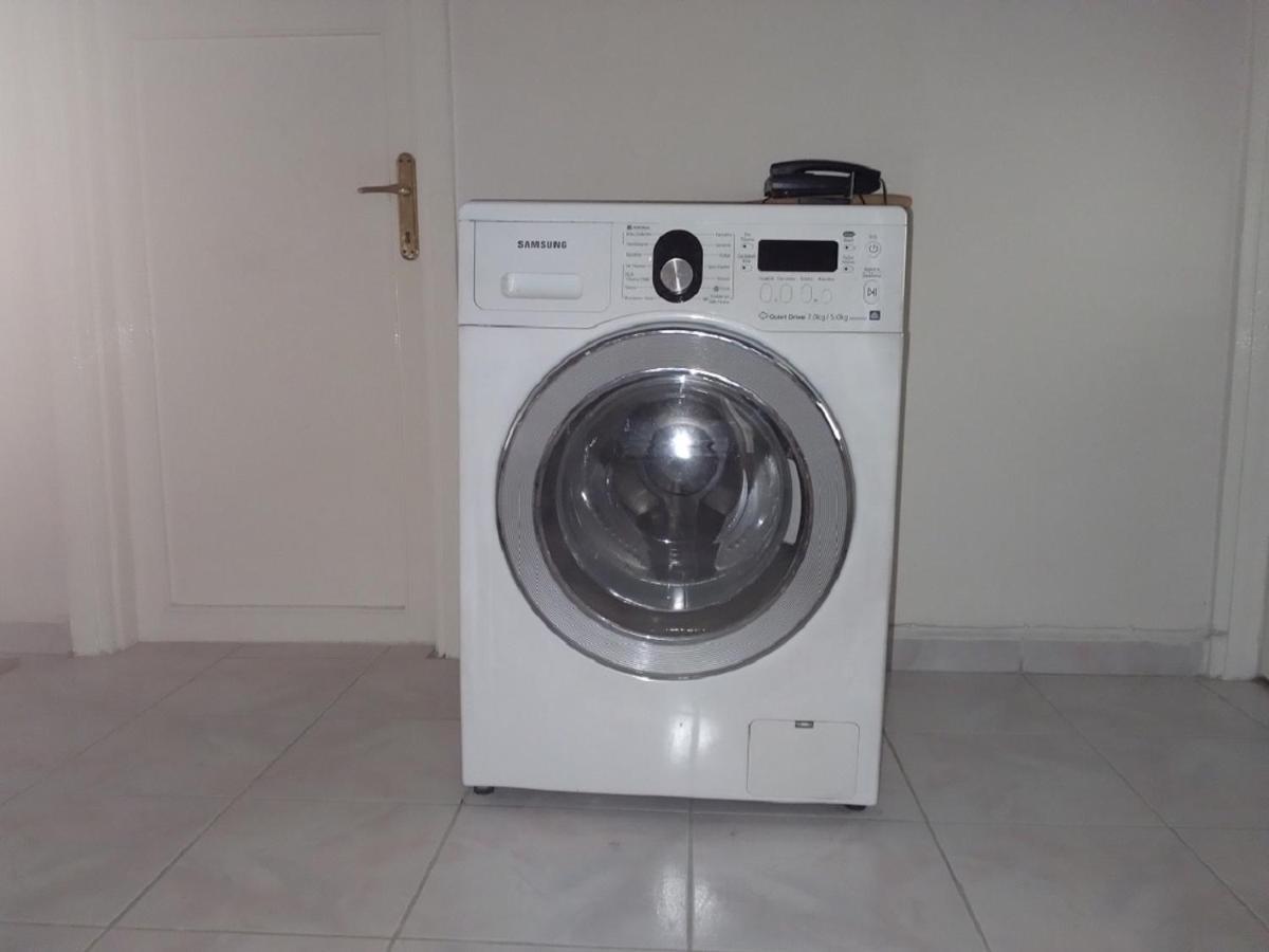 Homestay Feeling At In Center 5 Minutes Walk To The Atakoey Metro Station & Metrobus