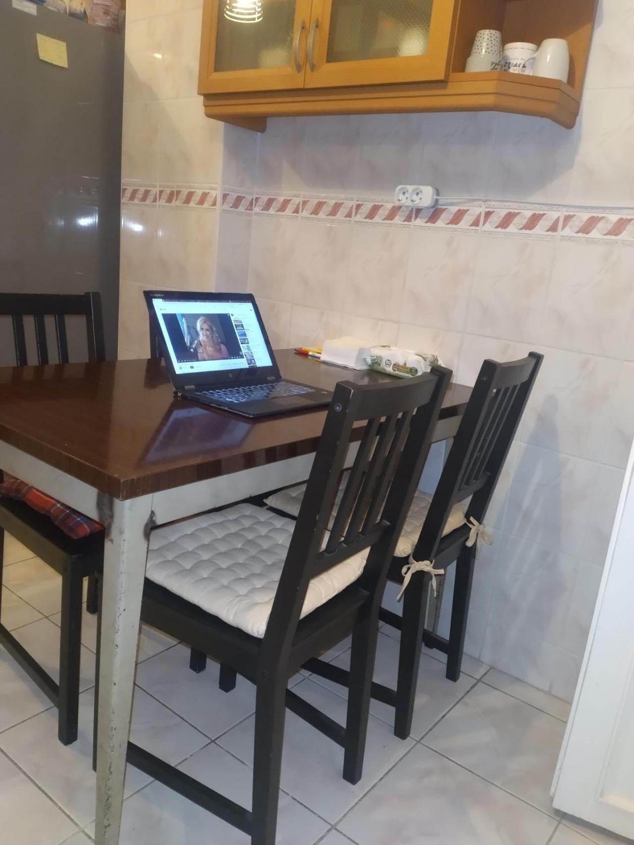 Homestay Feeling At In Center 5 Minutes Walk To The Atakoey Metro Station & Metrobus Istanbul