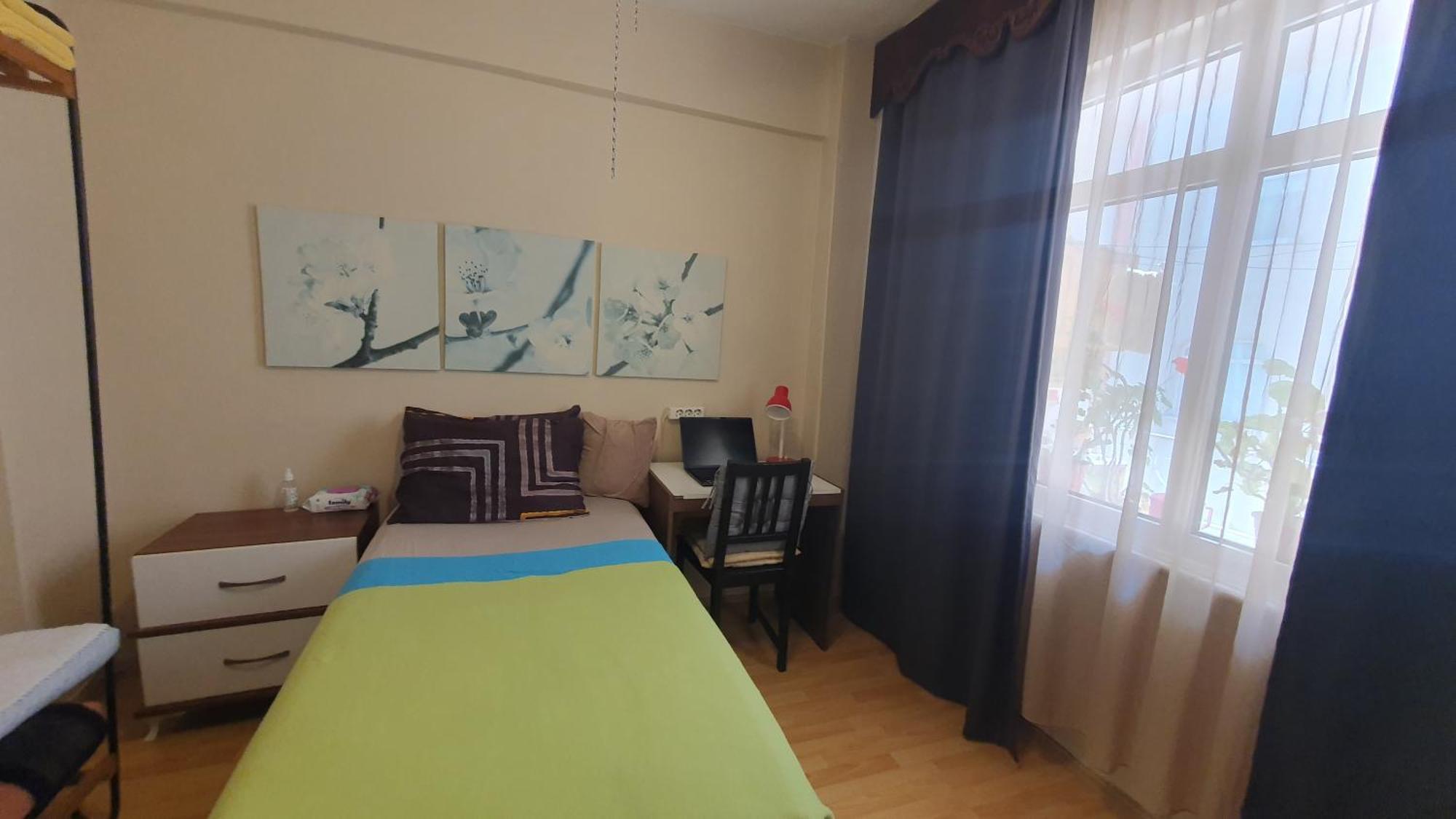 Feeling At In Center 5 Minutes Walk To The Atakoey Metro Station & Metrobus Homestay Istanbul