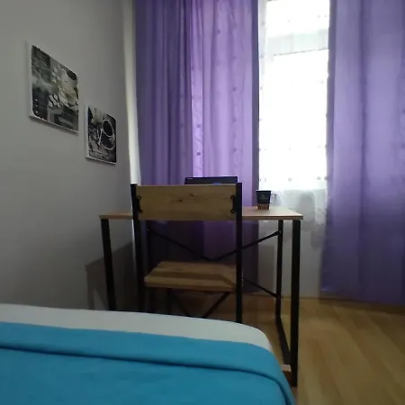 Feeling At Home In Istanbul Center 5 Minutes Walk To The Atakoey Metro Station & Metrobus Exterior photo