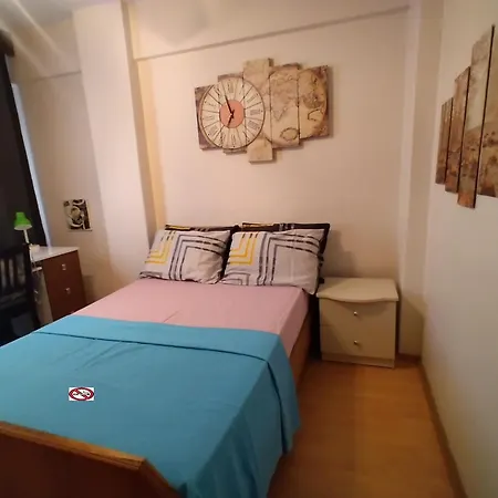 Feeling At Home In Istanbul Center 5 Minutes Walk To The Atakoey Metro Station & Metrobus Exterior photo