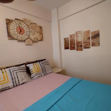 Feeling At Home In Istanbul Center 5 Minutes Walk To The Atakoey Metro Station & Metrobus Exterior photo