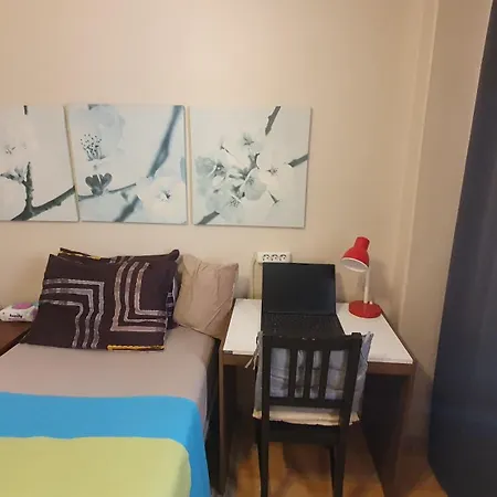 Feeling At Home In Istanbul Center 5 Minutes Walk To The Atakoey Metro Station & Metrobus Exterior photo